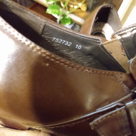 Pierre Dumas Shoe - Picture 3 of 5